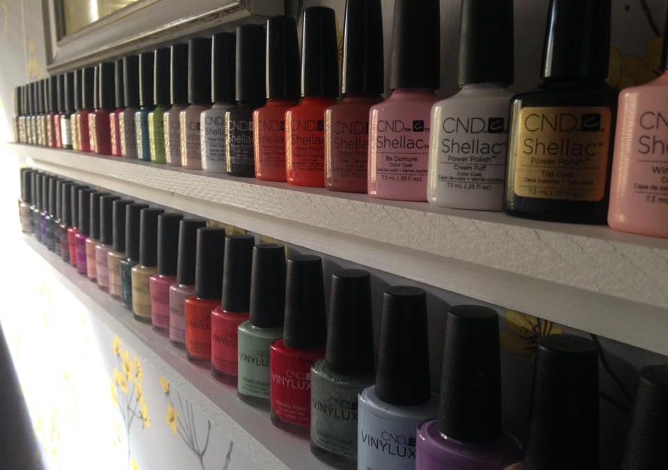 Get your Shellac nails done near Wadebridge!